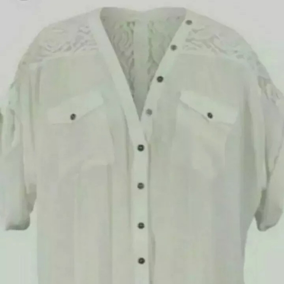 Final $4 Monroe & Main "Lace Back Blouse" Sz. M Ivory - Picture 2 of 5